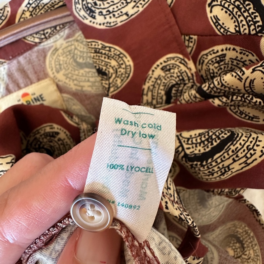 Marine Layer Hat Pattern Shirt - image 5